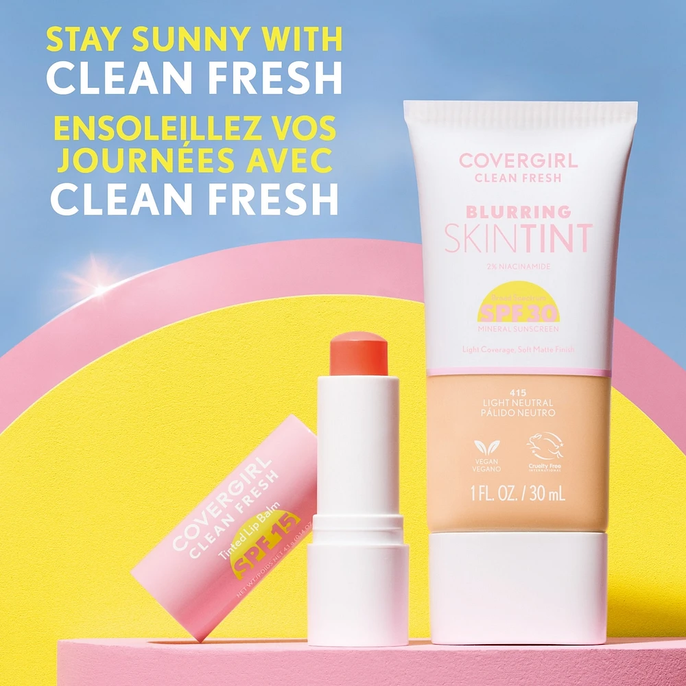 Fond de teint liquide Clean Fresh Blurring Skin Tint, Fini mat doux, Lisse, Illumine, Estompe les pores, Écran solaire minéral, Formule végétalienne