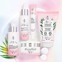 Brightening Eye Contour