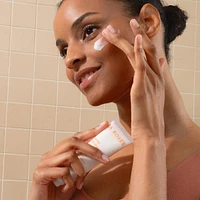 Moisturizing cream with Organic shea butter
