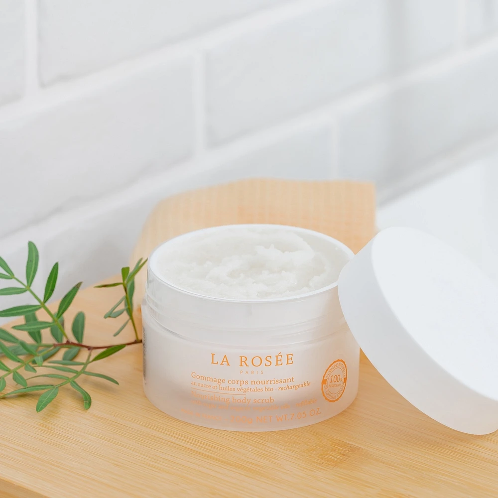 Refillable nourishing body scrub with sugar and organic vegetal oils