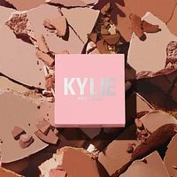 Pressed Bronzing Powder, mistake-proof, velvet-matte finish, lighweight, cruelty-free, vegan