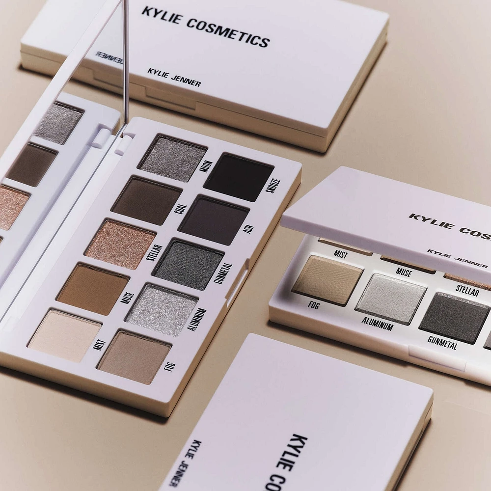 Pressed Powder Palette The Smokey Palette, highly pigmented, easy blend, clean vegan, talc-free