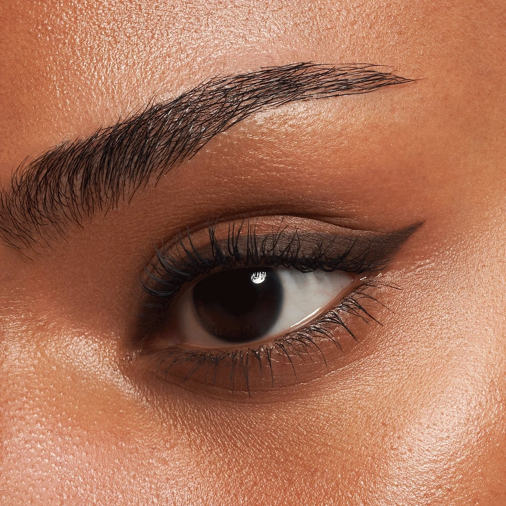 long-lasting eye pencil