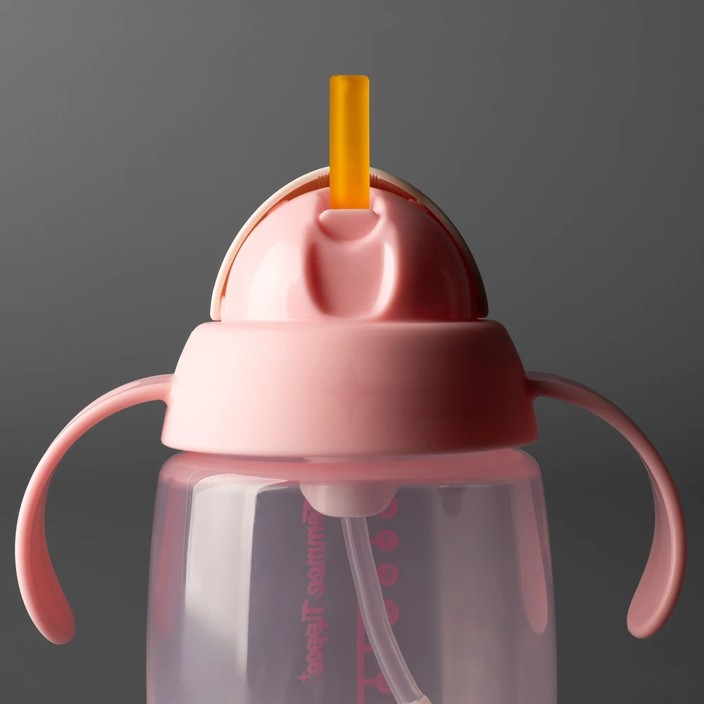 Tommee Tippee Starter Straw Cup, 8oz, gobelet pour enfant de 6 mois et plus, avec paille lestée en silicone et poignées faciles à tenir, rose, 1 pièce