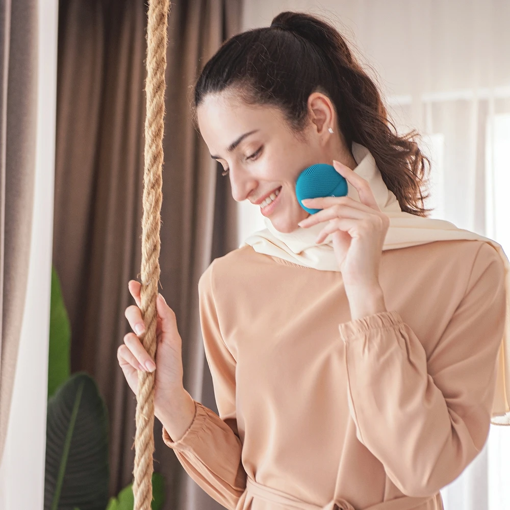 LUNA™ 4 go Facial Cleansing & Firming Massage Pistachio