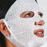 Black Tea Vitamin C Brightening Mask