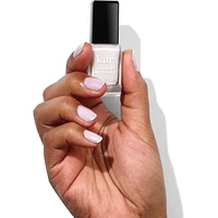 Illuminating Nail Concealer