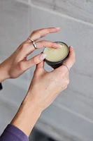 Dry and cracked skin balm