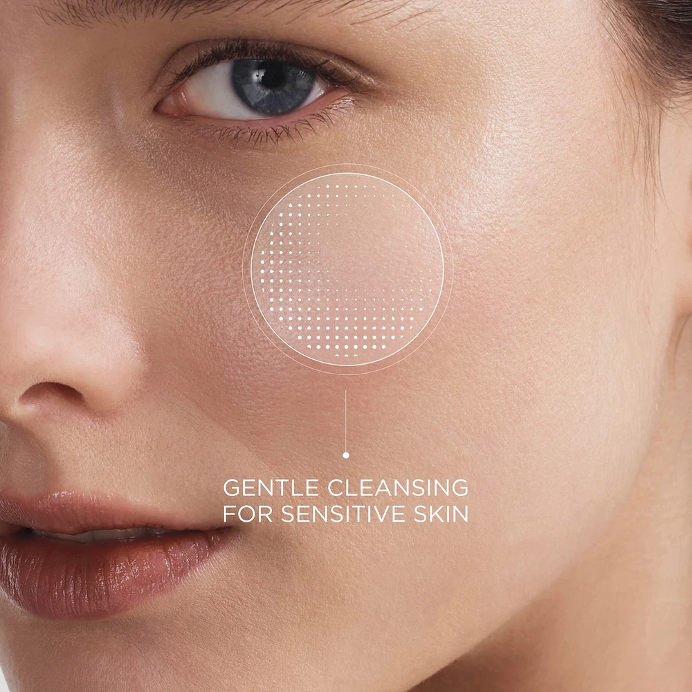 INTRAL Air Mousse Cleanser with Chamomile