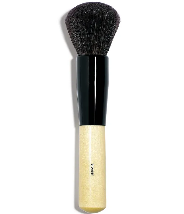 Bobbi Brown - Angle Eye Shadow Brush