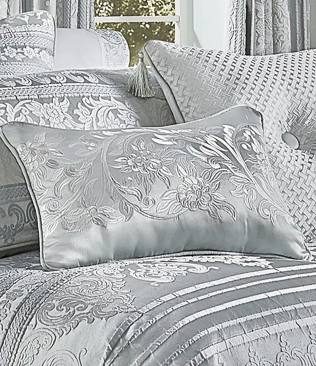 https://cdn.mall.adeptmind.ai/https%3A%2F%2Fdimg.dillards.com%2Fis%2Fimage%2FDillardsZoom%2Fmain%2Fj.-queen-new-york-riverside-boudoir-decorative-throw-pillow%2F00000000_zi_3adc8ee7-b9a0-40c6-bcf1-5a98cf686213__01_ai.jpg_640x.webp