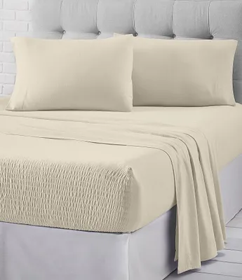 https://cdn.mall.adeptmind.ai/https%3A%2F%2Fdimg.dillards.com%2Fis%2Fimage%2FDillardsZoom%2Fmain%2Fj.-queen-new-york-royal-fit-flannel-sheet-set%2F00000000_zi_28403f4a-1344-400a-9206-2a2633dfe41c.jpg_medium.webp