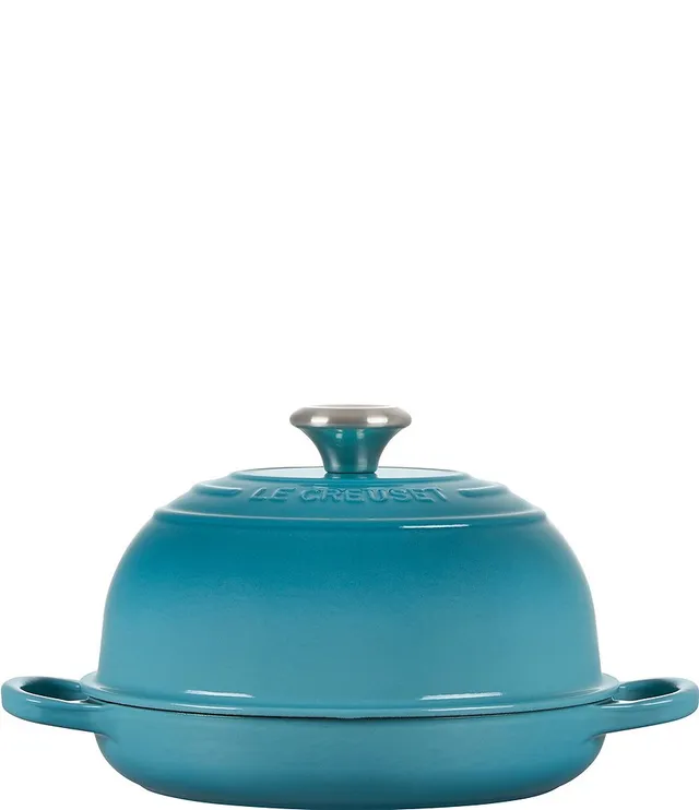 https://cdn.mall.adeptmind.ai/https%3A%2F%2Fdimg.dillards.com%2Fis%2Fimage%2FDillardsZoom%2Fmain%2Fle-creuset-9.5-signature-cast-iron-bread-oven%2F00000000_zi_40214200-1133-4c19-9fe8-53cb5a125e71__01_ai.jpg_640x.webp