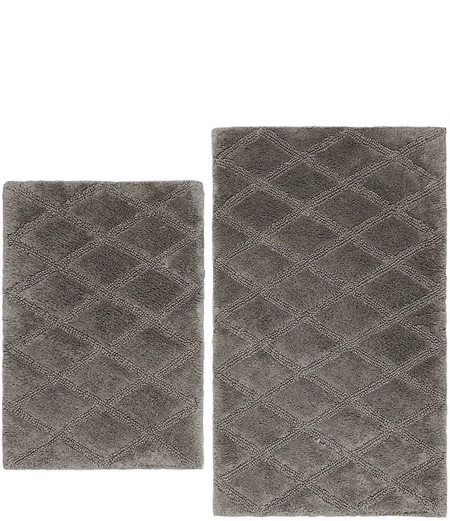 https://cdn.mall.adeptmind.ai/https%3A%2F%2Fdimg.dillards.com%2Fis%2Fimage%2FDillardsZoom%2Fmain%2Fvera-wang-tufted-diamond-reversible-bath-rug-2-piece-set%2F00000000_zi_d3b8c6bb-ba15-44f4-8f01-654f1fbc1dff.jpg_640x.webp