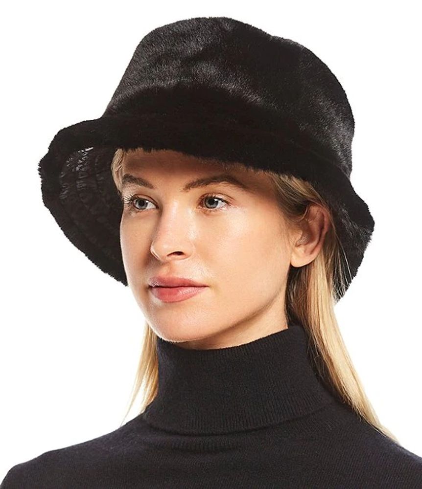 Konsulat Derfor Diplomati Badgley Mischka Women's Faux Fur Bucket Hat | The Shops at Willow Bend