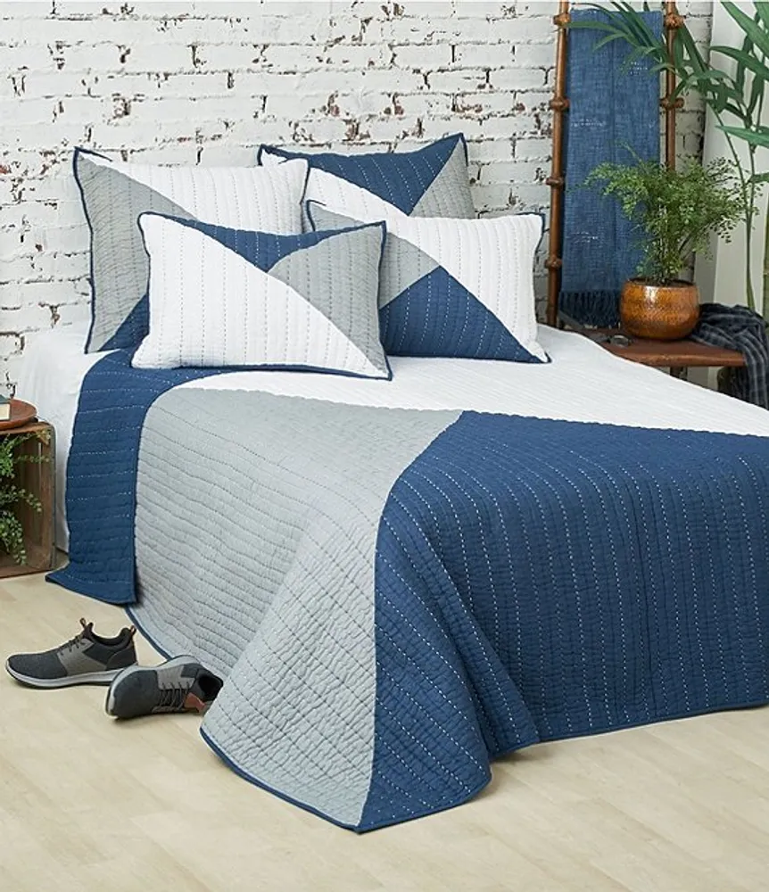 carol & frank Asymmetrical Modern Diamond Pattern Colorblock Quilt