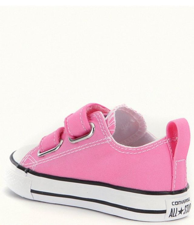 Amperio Norma Amante Converse Girls' Chuck Taylor® All Star® 2V Oxfords (Infant) | Brazos Mall