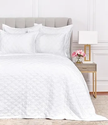 ELISABETH YORK Emory Collection Channel Stitch Diamond Pattern Cotton Quilt