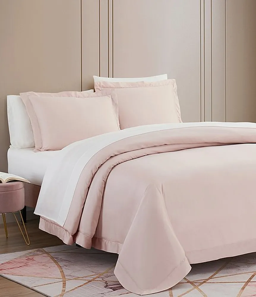 HiEnd Accents  Dalia Linen Bedding Set