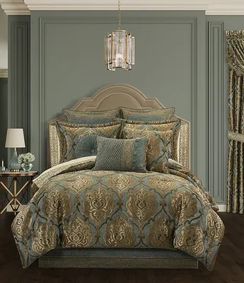 J. Queen New York Kensington Woven Damask Comforter Set
