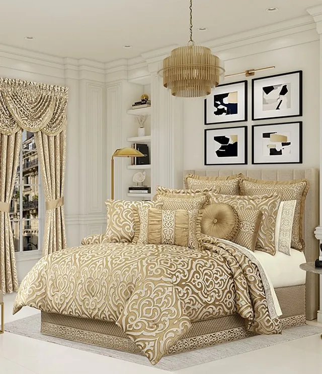 J. Queen New York Trinity Damask Comforter Set