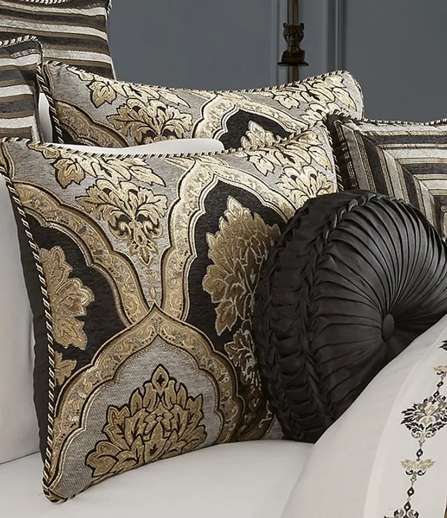 J. Queen New York Milano Sand Chenille Damask Comforter Set