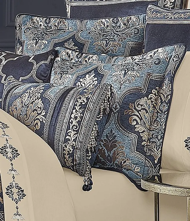 J. Queen New York Middlebury Chenille Comforter Set