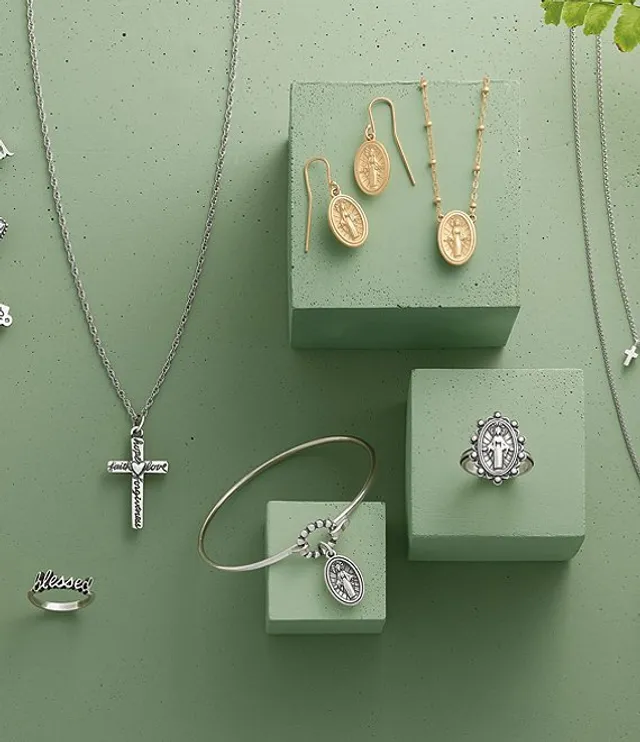 Averie Carabiner Necklace – Evelyn Rose Boutique