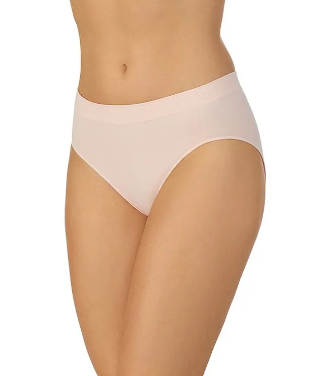 Soma Embraceable Super Soft Signature Lace High-leg Brief In Pressed Petals  Ivory