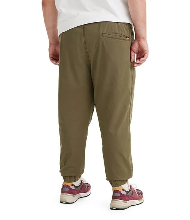 Levi's chino jogger in tan with pockets