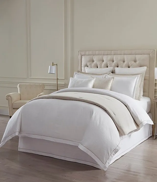 Luxury Hotel Elegance Sateen Comforter Mini Set