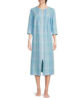 Miss Elaine Petite Seersucker 3/4 Sleeve Plaid Zip-Front Long Robe