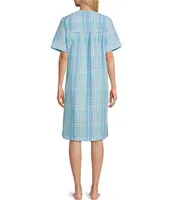 Miss Elaine Seersucker Short Plaid Snap-Front Robe