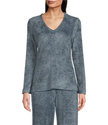 N By Natori Unwind Feathered-Chenille V-Neck High-Low Hem Long Sleeve Coordinating Lounge Top