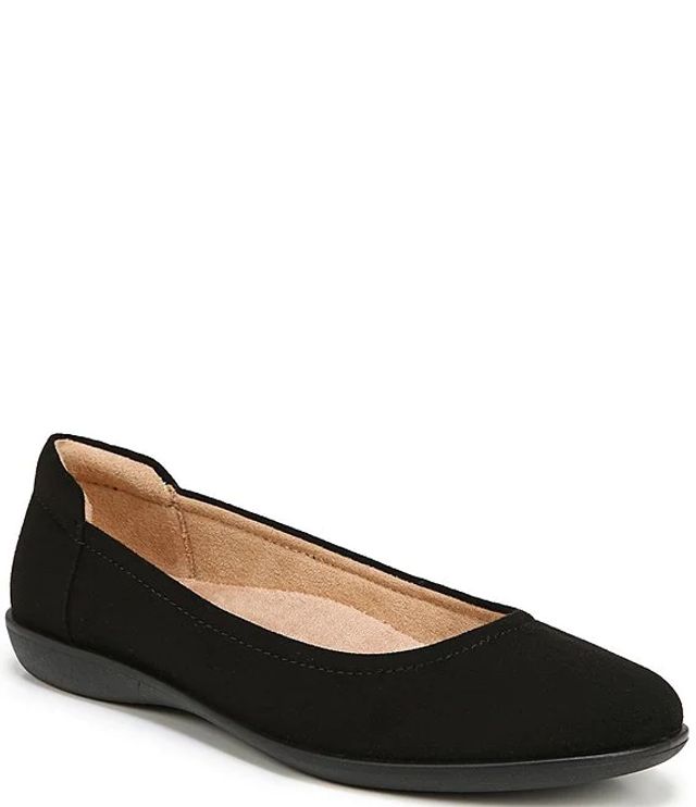 Naturalizer Flexy Ballet Flats | Brazos Mall