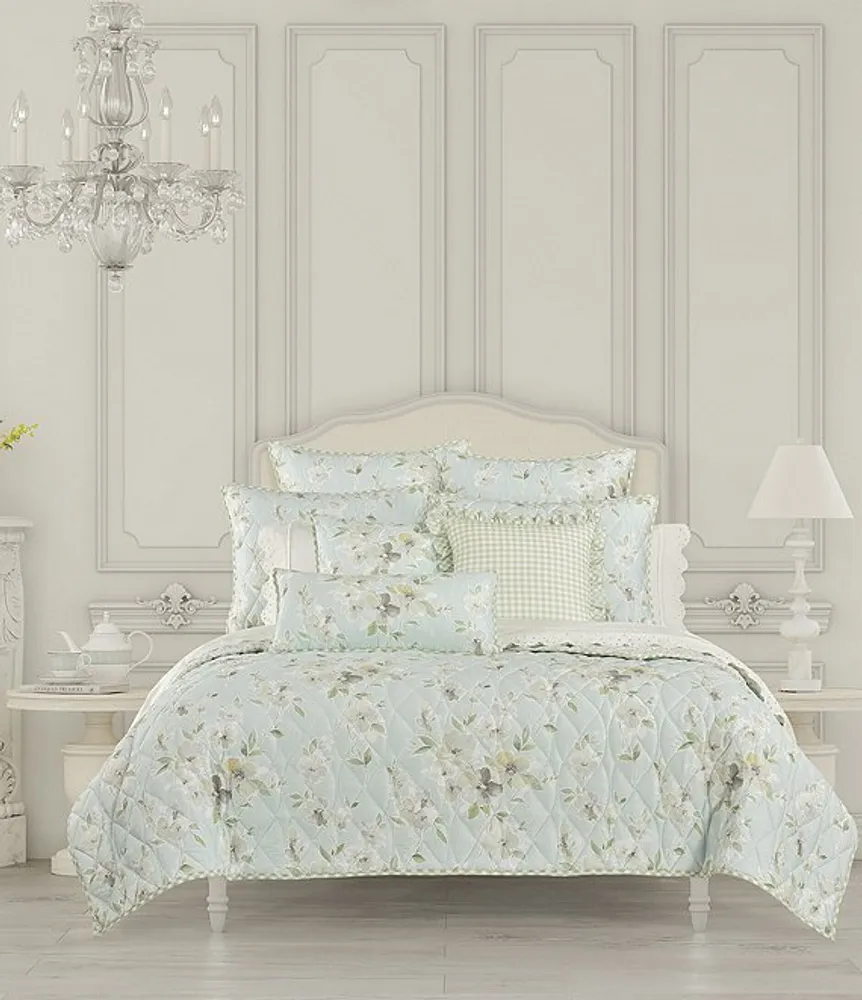 Piper & Wright Cassia Quilt Collection Watercolor Floral Reversible