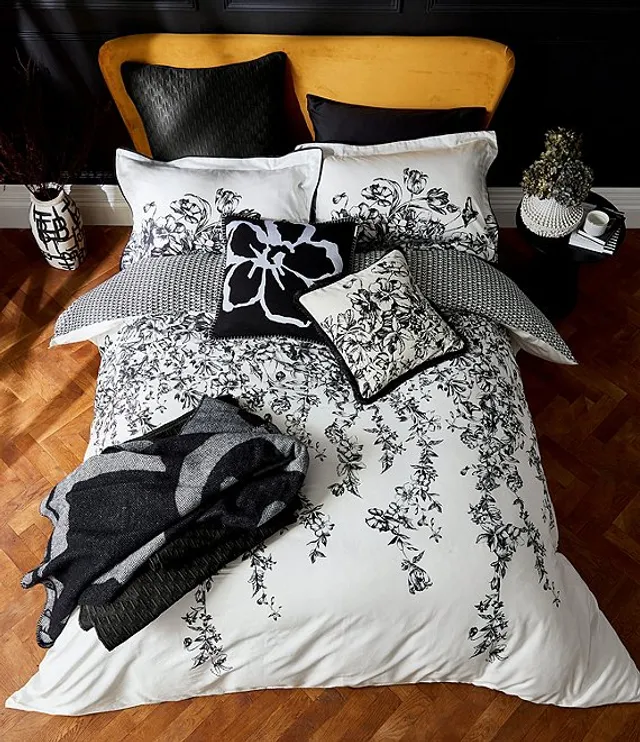 Ted Baker London Gardenia Comforter Mini Set