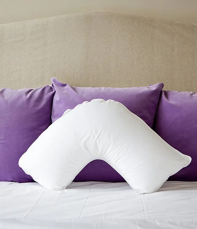 https://cdn.mall.adeptmind.ai/https%3A%2F%2Fdimg.dillards.com%2Fis%2Fimage%2FDillardsZoom%2FmainProduct%2Fthe-pillow-bar-dr.-mary-side-sleeper-down-alternative-pillow%2F20192195__01_ai.jpg_640x.webp