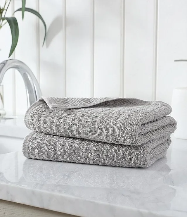 https://cdn.mall.adeptmind.ai/https%3A%2F%2Fdimg.dillards.com%2Fis%2Fimage%2FDillardsZoom%2FmainProduct%2Ftommy-bahama-northern-pacific-cotton-bathtowel-set%2F00000000_zi_93153c40-357c-4b7d-8eb7-1bf66a99e54e__07_ai.jpg_640x.webp