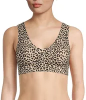 VAN WINKLE & CO. Leopard Print Bonded V-Neck Wire Free Bralette