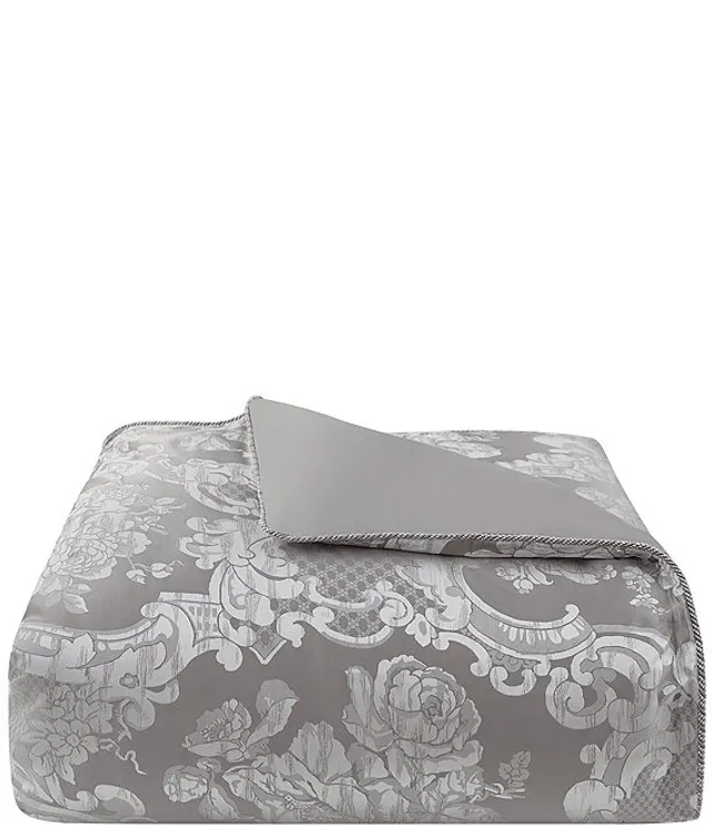 Waterford Palace Collection Floral Jacquard Reversible Comforter