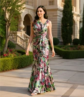 Adrianna Papell Sleeveless Floral Print L-Neck Gown