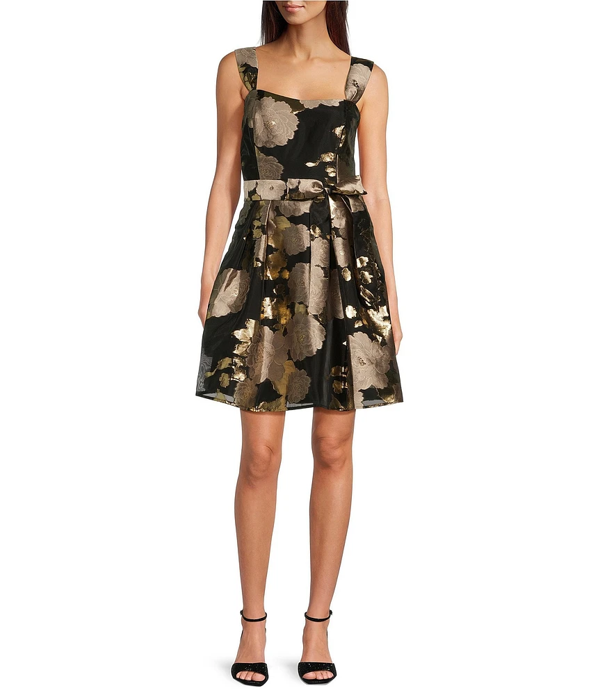 Alex Marie Louise Metallic Floral Jacquard Sweetheart Tank Strap A-Line At the Knee Dress