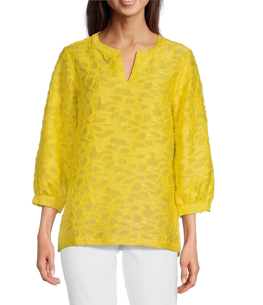 Ali Miles Clipped Jacquard Split V-Neck 3/4 Sleeve Tunic