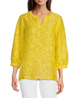 Ali Miles Clipped Jacquard Split V-Neck 3/4 Sleeve Tunic