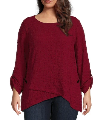 Ali Miles Plus Size Solid Puckered Woven Crew Neck Roll-Tab Sleeve Button Accent Detail Tunic