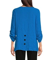 Ali Miles Solid Puckered Woven Crew Neck 3/4 Roll-Tab Sleeve Button Accent Detail Tunic