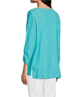 Ali Miles Textured Round Neck 3/4 Sleeve Hi-Low Hem Top