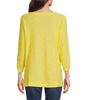 Ali Miles Textured Round Neck 3/4 Sleeve Hi-Low Hem Top