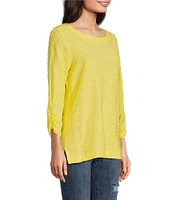Ali Miles Textured Round Neck 3/4 Sleeve Hi-Low Hem Top